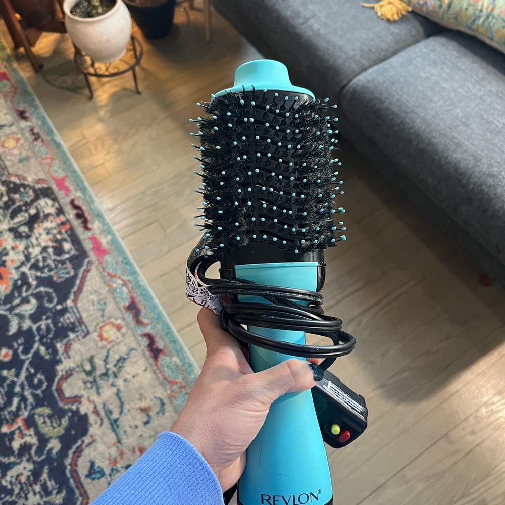 Revlon Turquoise Hair Dryer Brush